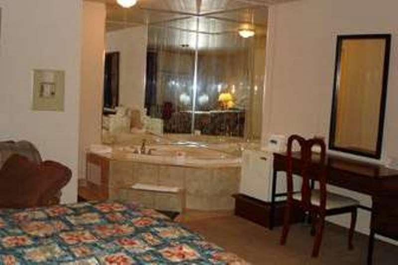 Knights Inn Форт-Эри Номер фото